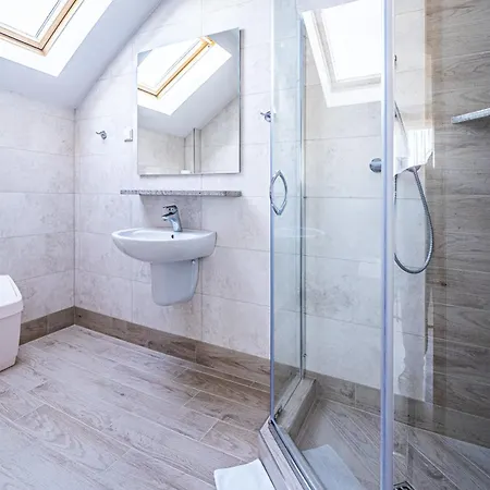 Kwatera prywatna Lucja Blisko Plazy *